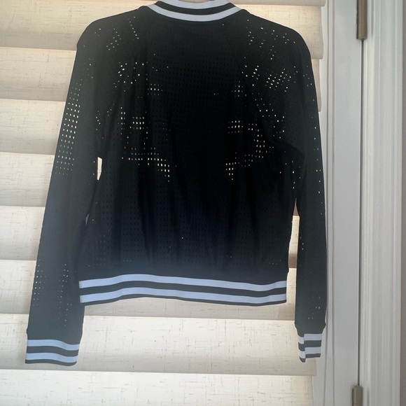 NWT Good American Mesh Bomber Performance Jacket Size M (2) Black White - Picture 4 of 7